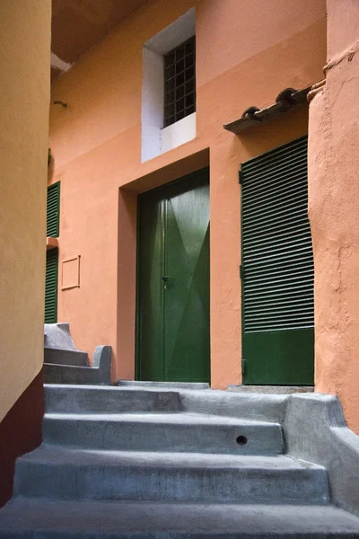 Eingang eines Gebäudes — Stockfoto