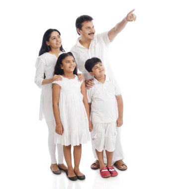 ebeveynlerin çocukları ile ayakta