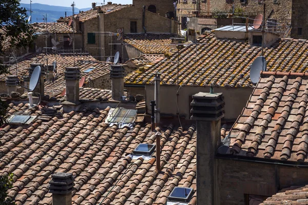 Vue en angle élevé de maisons dans une ville — Photo