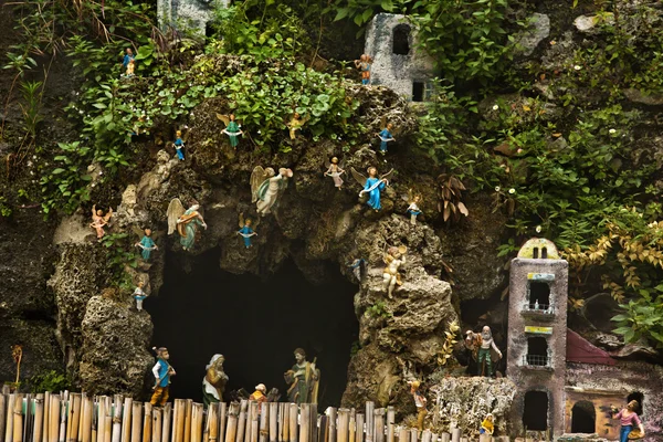 Mağara ve minyatür evler — Stok fotoğraf