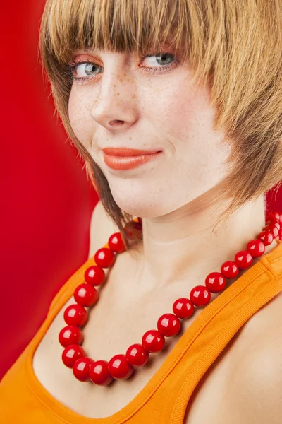 Colorido retrato de moda naranja y roja — Foto de Stock