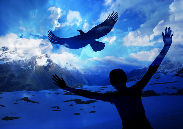 Парит как орел
