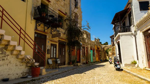 Rodos, Yunanistan - 07 Mayıs 2022 - Yunanistan 'ın tarihi Rodos kenti