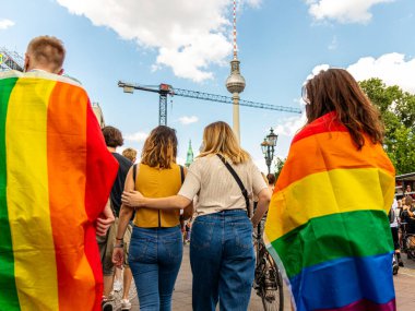 Berlin, Almanya - 26 Haziran 2021 Berlin 'deki ünlü Christopher Caddesi Günü