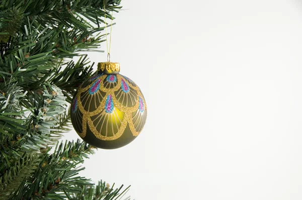Noel ağacı ve dekorasyon asılı Telifsiz Stok Imajlar