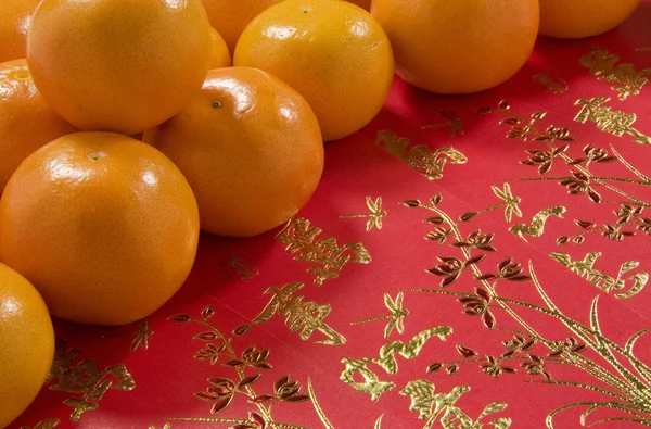 Mandarin Oranges and Chinese Money Wallets. Chinese New Year — Stock Photo, Image