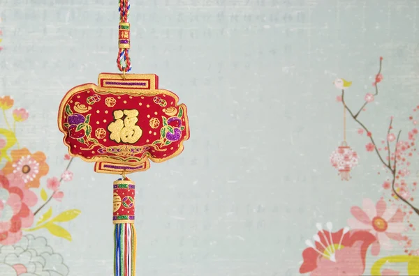 Decoração pendurada chinesa no fundo da flor de lótus — Fotografia de Stock