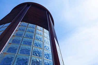 Umea, Norrland İsveç - 3 Haziran 2020: kampüsün yanındaki ayrı bir evde yangın çıkışı