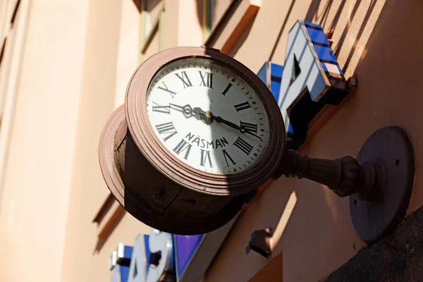 Vaasa Finland June 2022 Old Clock Unusual Mark Store — Fotografie, imagine de stoc