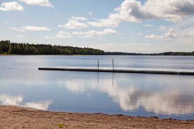 Bir dubalı kumsal Nydala Gölü 'nün biraz dışında.