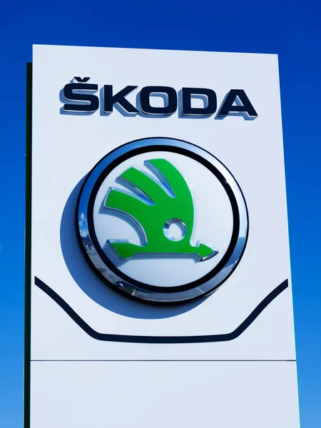 Umea Norrland Suecia Julio 2022 Señal Para Famoso Fabricante Automóviles — Foto de Stock