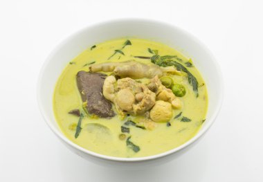 Yeşil köri tavuk (Tay gıda ile)