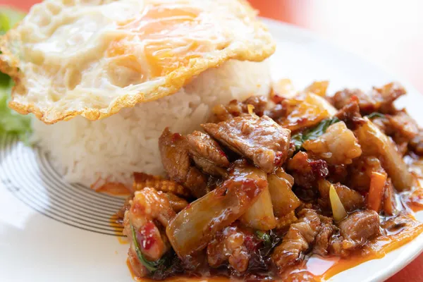 Stir Fried Pork Chili Paste Rice Fried Egg Top Thai — Stock Photo, Image