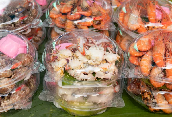 Gedämpfte Blaue Krabbe Plastikbox Zum Verkauf Auf Dem Thailändischen Markt — Stockfoto