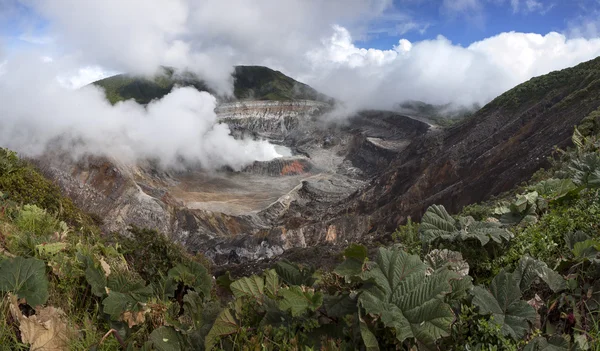 Caldera poas yanardağ Kosta Rika — Stok fotoğraf