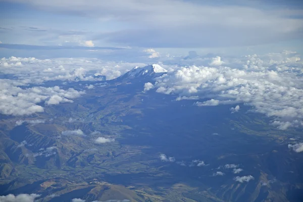 Volcano Cayambe in Ecuador — Stock Photo, Image