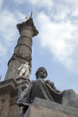 plaza del angel de la Independencia mexico df Anıtı
