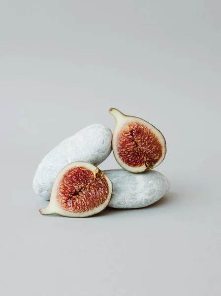 Ripe Figs Grey Background Minimal Concept Place Text — Stockfoto