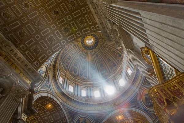 Vaticano Junho 2014 Uma Fotografia Interior Cúpula Basílica São Pedro — Fotografia de Stock