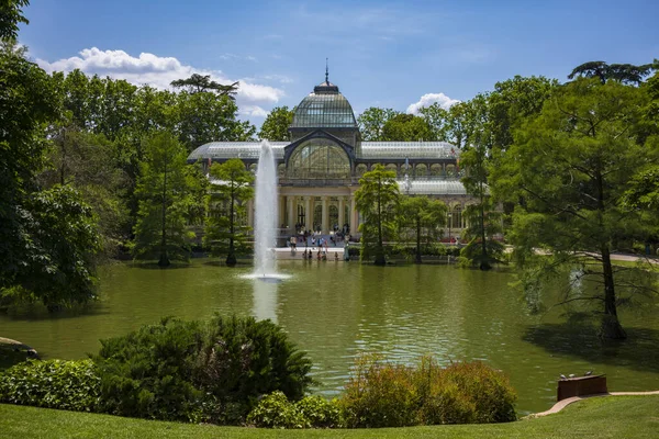 Madrid Espagne Juin 2018 Palais Verre Dans Parc Retiro Trouve — Photo