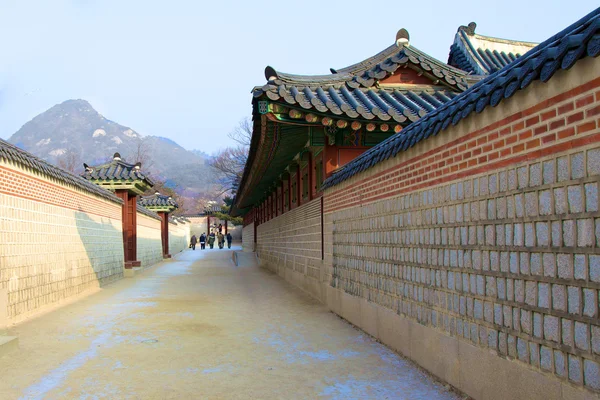 Palacio Kyongbokkung en la ciudad de Seúl Corea — Foto de Stock