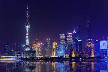 Şangay 'ın gece manzarası