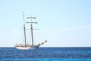 Yelkenli Yat