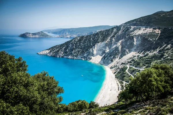 Piękna Plaża Myrtos Wyspie Kefalonia Oglądana Góry — Zdjęcie stockowe