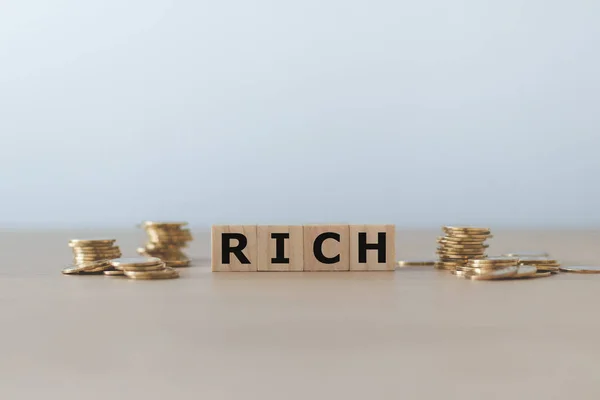 Brief Von Rich Mit Münze Erfolgreiche Investitionsplanung Der Börse Oder — Stockfoto