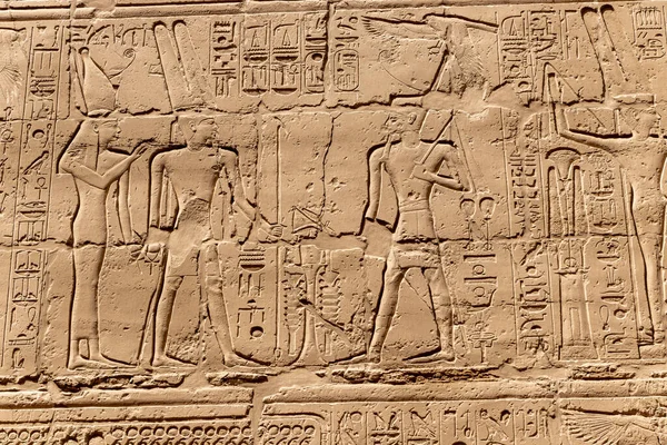 Antichi Murales Scritti Egizi Sulle Pareti Pietra Del Tempio Karnak — Foto Stock