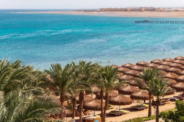 Hurghada, Mısır 'da, Kızıl Deniz' de güneşli güzel bir gün.