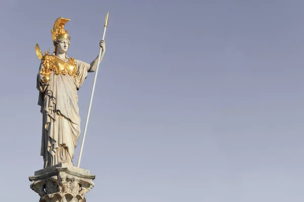 Estatua Pallas Athena Sobre Fondo Gris Con Espacio Copia Para — Foto de Stock
