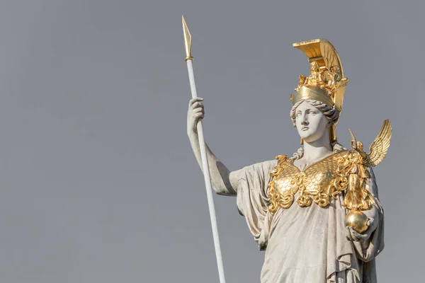 Escultura Atenea Diosa Griega Sabiduría Fuera Del Edificio Del Parlamento — Foto de Stock