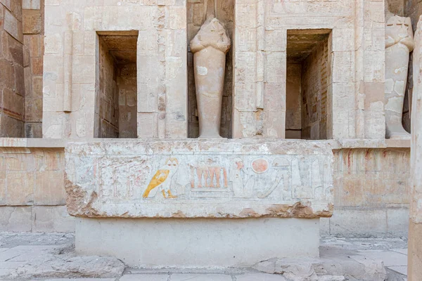 Starożytne Ryciny Egipskie Świątyni Grobowej Hatszepsut Egipcie — Zdjęcie stockowe