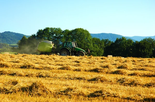 Traktor. — Stockfoto