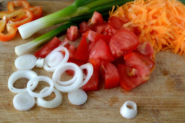 Gehacktes Gemüse für die Sauce — Stockfoto