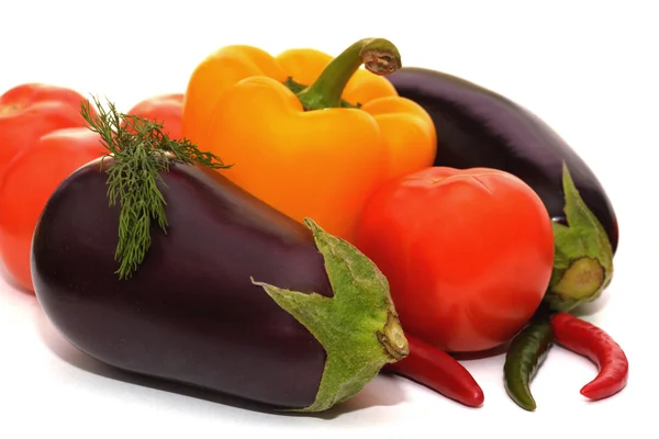 Verduras aisladas sobre fondo blanco — Foto de Stock