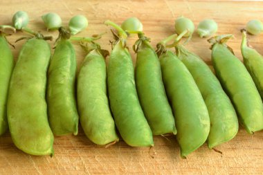 Yeşil bezelye, taze ekin