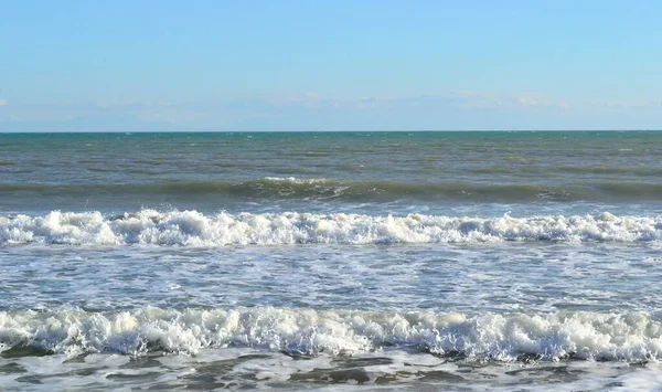 小风暴和大风中的海景 — 图库照片