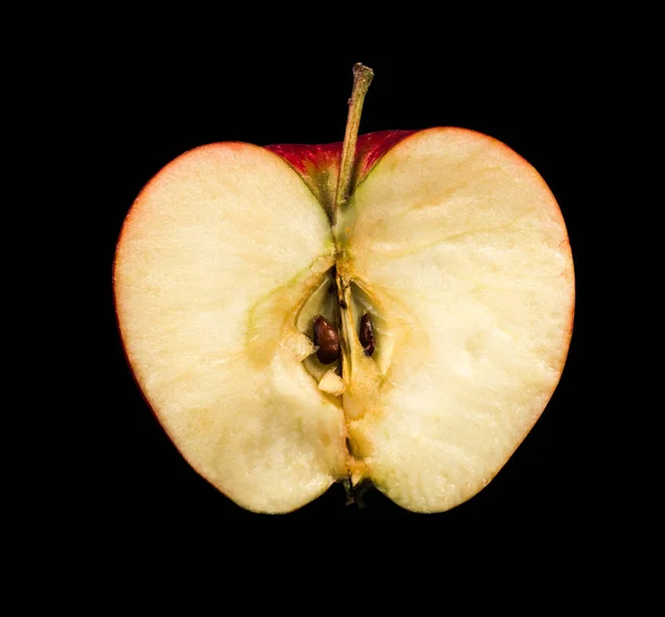 Половина Спелого Яблока Изолированы Черном Фоне — стоковое фото