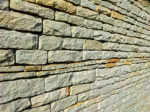 Weiße Steinmauer Liegen Mit Einem Leichten Zerlumpten Findling Aus Nächster — Stockfoto