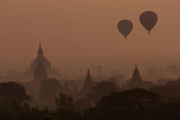 BAGAN Sunrises on Myanmar — Stock Photo, Image