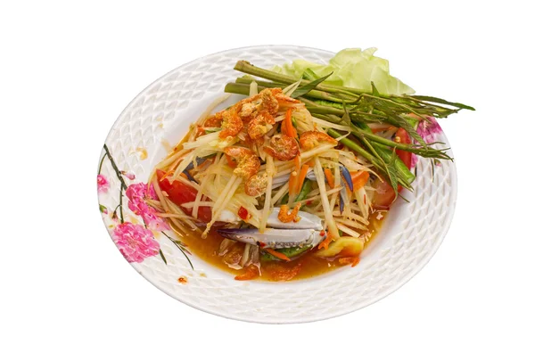 Ensalada de papaya con cangrejo de caballo sobre fondo blanco —  Fotos de Stock