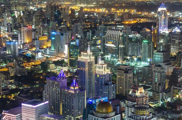 BANGKOK, THAILAND - JULY 13: Topputsikt over Bai-Yok2-bygningen som – stockfoto