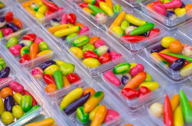 birçok silinebilir imitasyon meyve kutusu, geleneksel Tay des