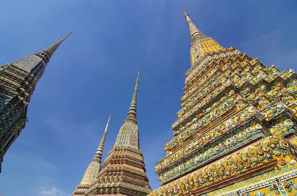 Wat Pho, templo de la buda reclinada, Bangkok, Tailandia —  Fotos de Stock