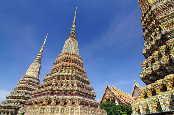 Wat pho, Thaise architectuur in tempel in bangkok van thailand — Stockfoto