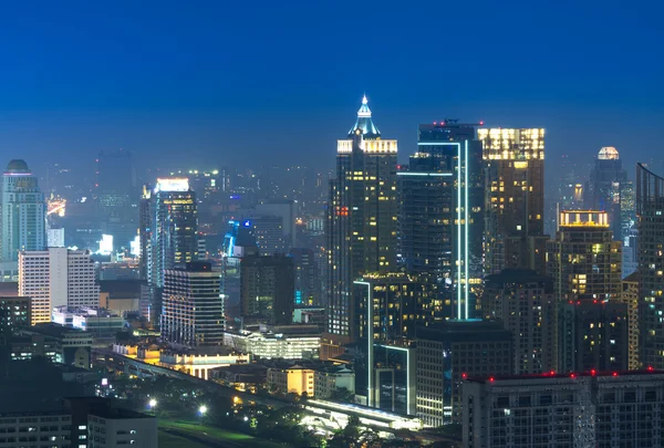 Bangkok cityscape, twilight saat. — Stockfoto