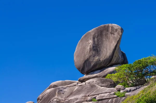 Similan islands, Beautiful view of the rock Sail, Thailand — Stock Photo, Image