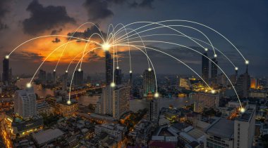 Bangkok şehrinin Panorama 'sı üzerine inşa edilen modern bina ile Fantastik Alacakaranlık Zamanı, Bağlantı ve küresel ağlar konsepti arasındaki Bilgisayar Ağı bağlantı hattı